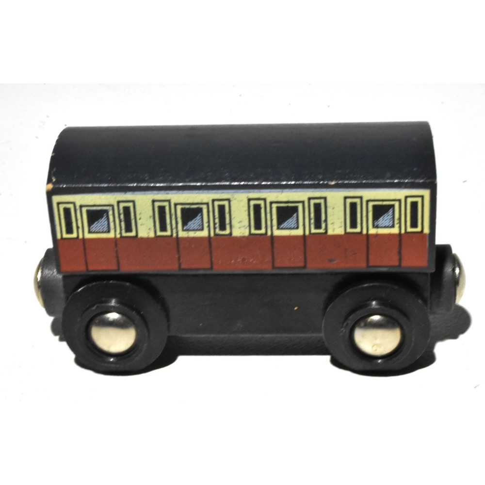 Brio Express Coach Wooden Train Engine Thomas The Tank Track Magnetic Train Car